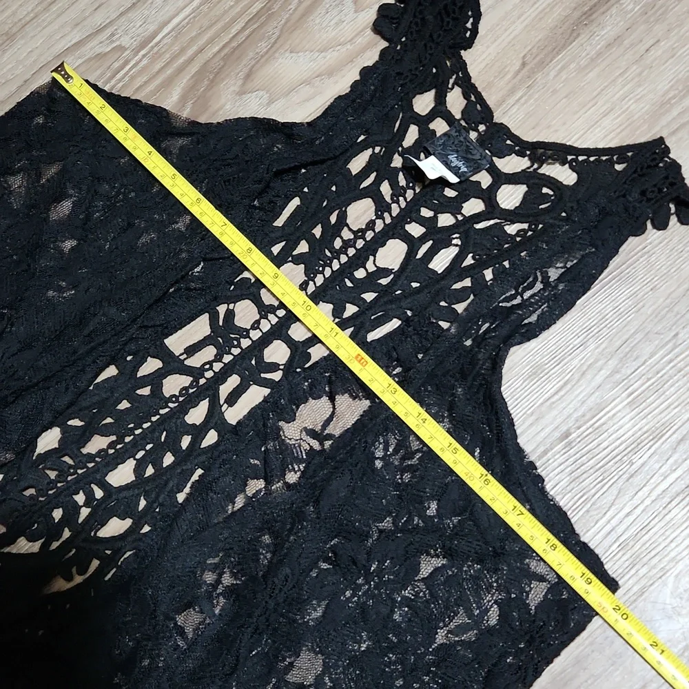 Daytrip Black High Low Lightweight Vest Women's Large - Picture 10 of 16